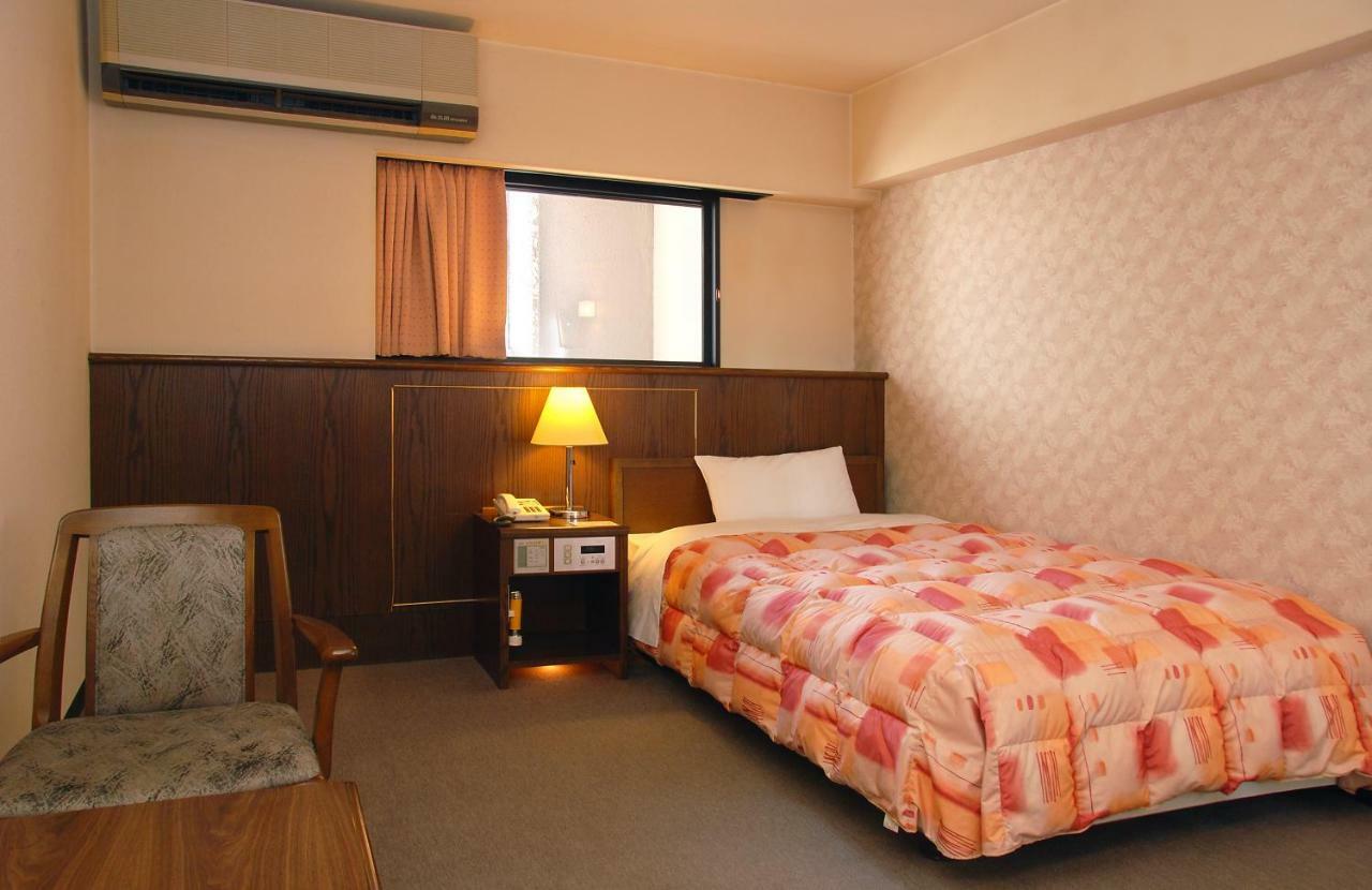 Hotel New Plaza Kurume Zewnętrze zdjęcie