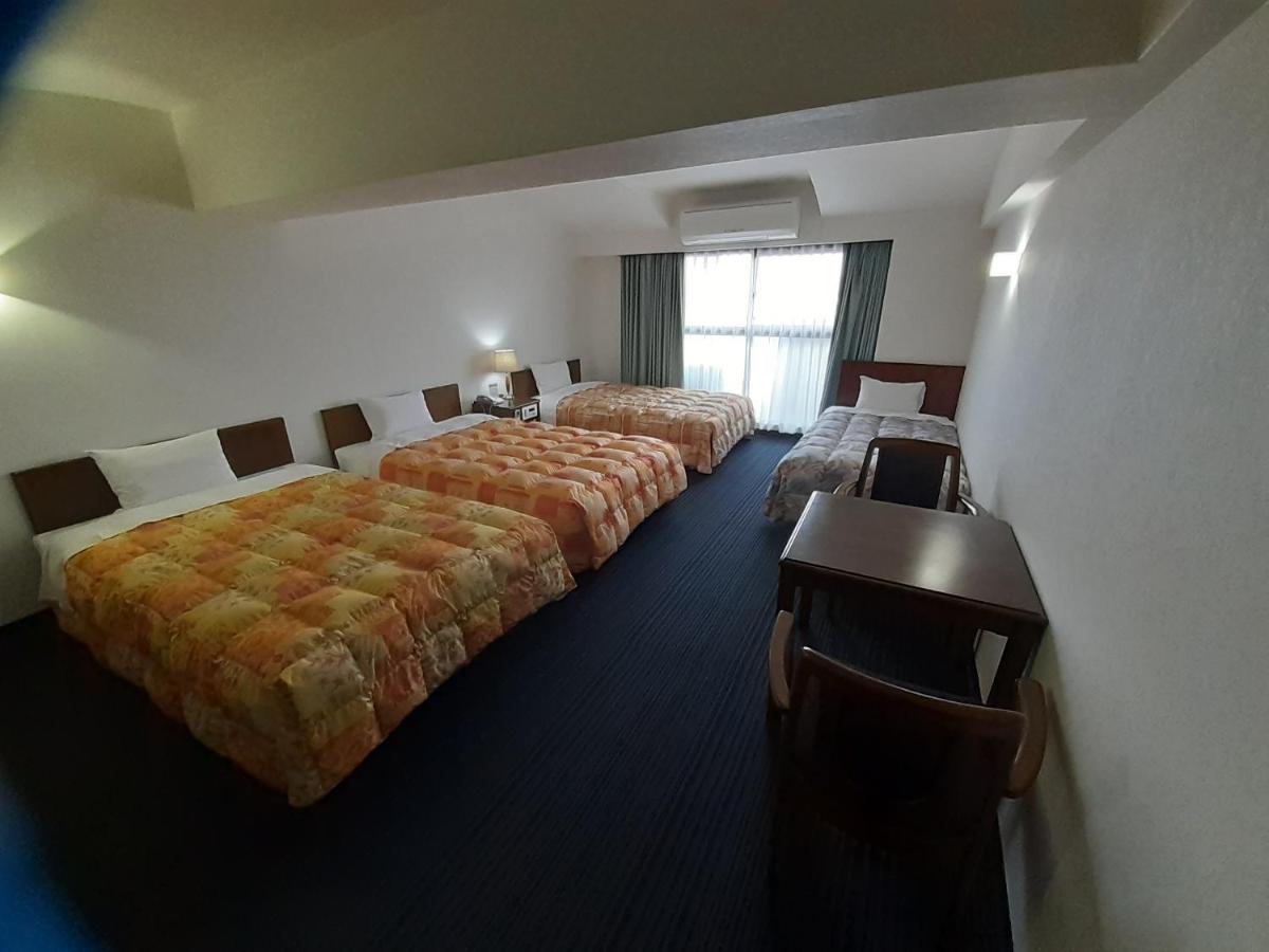 Hotel New Plaza Kurume Zewnętrze zdjęcie