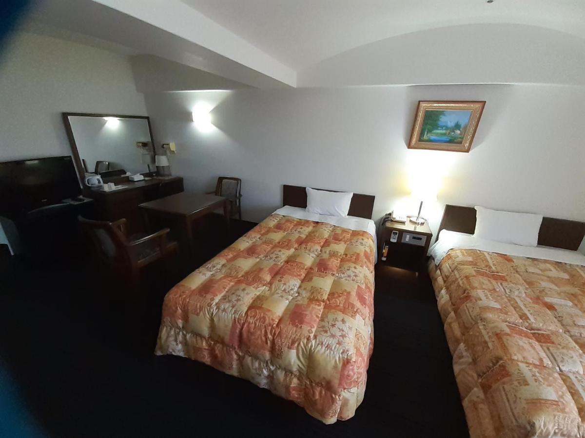 Hotel New Plaza Kurume Zewnętrze zdjęcie